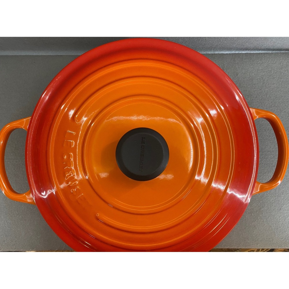 Le Creuset Flame Orange Round Dutch Oven 7.25 Qt Enameled Cast Iron 28 France - Picture 11 of 11